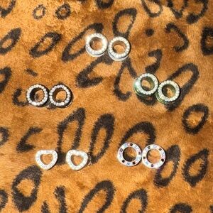 Five pair of 00 tunnel plugs